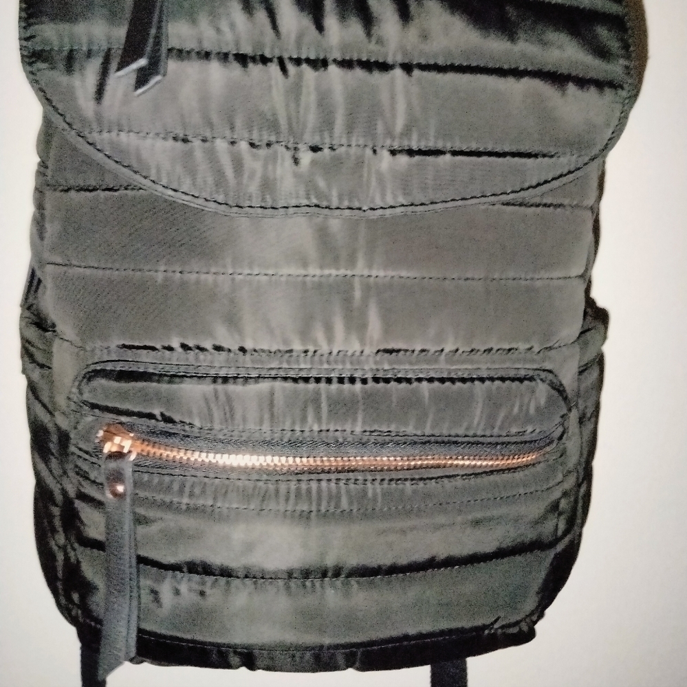 Black & Rose Gold Accent (Designer Inspired) Puffer Travel/Work/School Backpack - Picture 4 of 16
